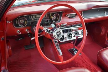 Ford Mustang Fastback 2+2 289 V8 Auto 4,700 cc