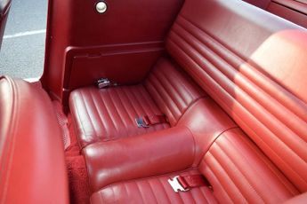 Ford Mustang Fastback 2+2 289 V8 Auto 4,700 cc