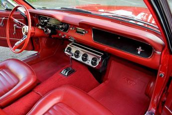 Ford Mustang Fastback 2+2 289 V8 Auto 4,700 cc