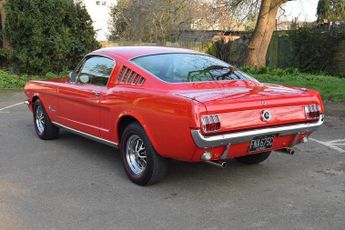 Ford Mustang Fastback 2+2 289 V8 Auto 4,700 cc