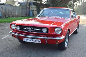 Ford Mustang Fastback 2+2 289 V8 Auto 4,700 cc