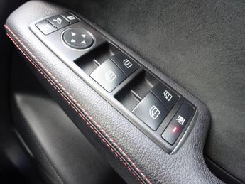 Mercedes-Benz B Class 2.1 B200d AMG Line (Premium) 7G-DCT Euro 6 (s/s) 5dr