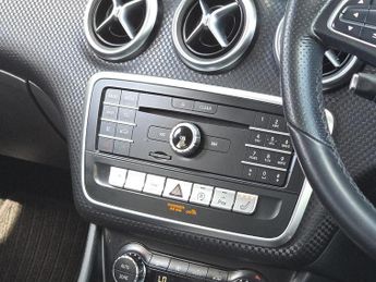 Mercedes-Benz A Class 1.5 A180d Sport (Executive) Hatchback 5dr Diesel 7G-DCT Euro 6 (