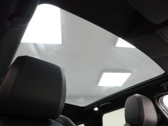 Land Rover Discovery Sport 1.5 P300e 12.2kWh Urban Edition Auto 4WD Euro 6 (s/s) 5dr