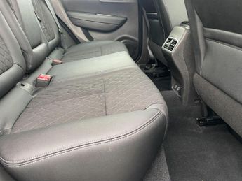 Renault Kadjar 1.3 TCe Iconic SUV 5dr Petrol EDC Euro 6 (s/s) (140 ps)