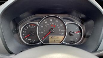 Toyota Yaris 1.33 Dual VVT-i Design Multidrive S Euro 6 5dr (Safety Sense)
