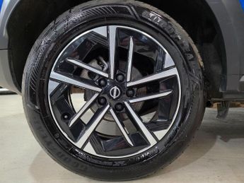 Nissan Juke 1.0 DIG-T N-Connecta DCT Auto Euro 6 (s/s) 5dr