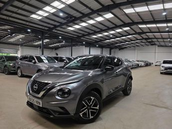 Nissan Juke 1.0 DIG-T N-Connecta DCT Auto Euro 6 (s/s) 5dr