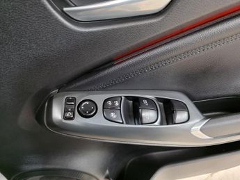 Nissan Juke 1.0 DIG-T N-Connecta DCT Auto Euro 6 (s/s) 5dr