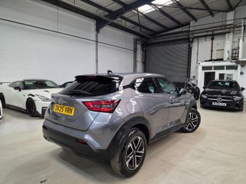 Nissan Juke 1.0 DIG-T N-Connecta DCT Auto Euro 6 (s/s) 5dr