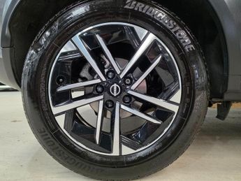Nissan Juke 1.0 DIG-T N-Connecta DCT Auto Euro 6 (s/s) 5dr