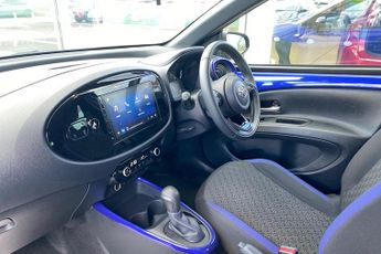 Toyota Aygo X 1.0 VVT-i Edge x-shift Euro 6 (s/s) 5dr