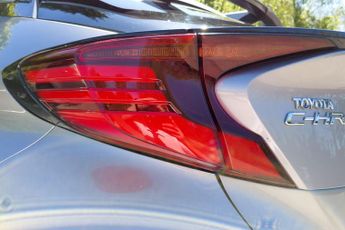 Toyota C-HR 1.8 VVT-h Excel CVT Euro 6 (s/s) 5dr