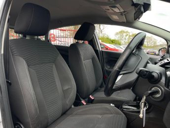 Ford Fiesta 1.6 Zetec Powershift Euro 6 5dr