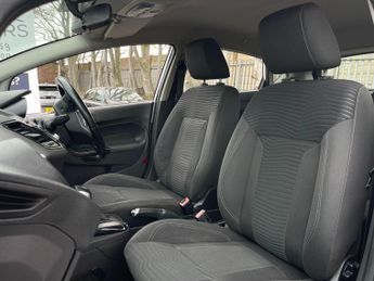 Ford Fiesta 1.6 Zetec Powershift Euro 6 5dr