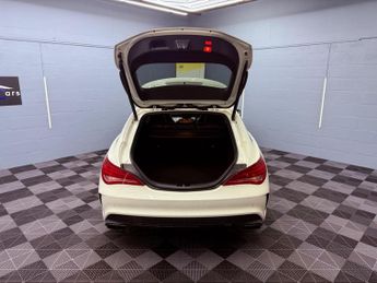 Mercedes-Benz CLA 2.0 CLA45 AMG Shooting Brake SpdS DCT 4MATIC Euro 6 (s/s) 5dr