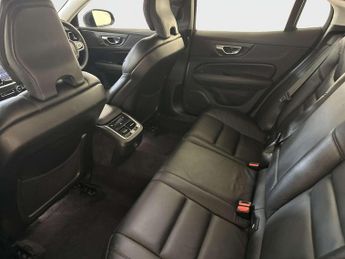 Volvo S60 2.0 B5 MHEV R-Design Saloon 4dr Petrol Hybrid Auto Euro 6 (s/s) 