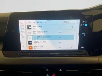 Volkswagen Golf 2.0 TDI Life Estate 5dr Diesel Manual Euro 6 (s/s) (115 ps)