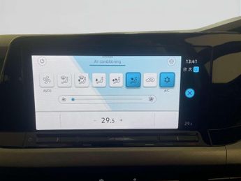 Volkswagen Golf 2.0 TDI Life Estate 5dr Diesel Manual Euro 6 (s/s) (115 ps)