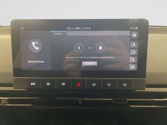 MG MG4 64kWh Trophy Long Range Hatchback 5dr Electric Auto (203 ps)