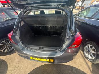 Vauxhall Corsa 1.4i ecoTEC Sting Euro 6 3dr