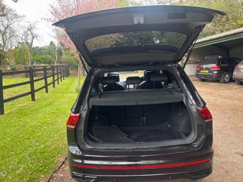 Volkswagen Tiguan 1.5 TSI Black Edition DSG Euro 6 (s/s) 5dr