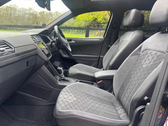 Volkswagen Tiguan 1.5 TSI Black Edition DSG Euro 6 (s/s) 5dr