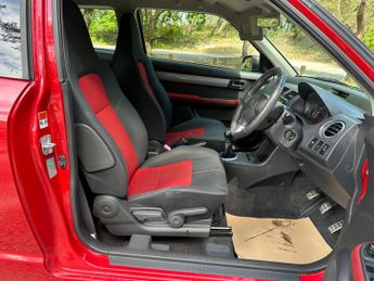 Suzuki Swift 1.6 VVT Sport 3dr