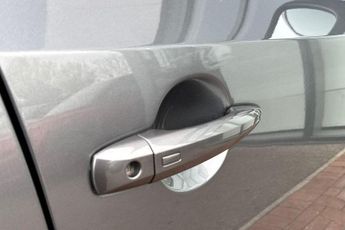 Nissan Qashqai 1.3 DIG-T (158ps) Tekna