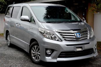 Toyota Alphard 2.4 Hybrid SR 4WD - Service History