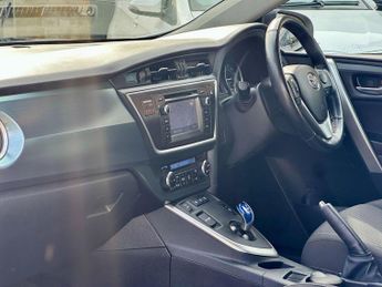 Toyota Auris 1.8 VVT-h Icon CVT Euro 5 (s/s) 5dr