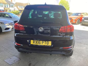 Volkswagen Tiguan 2.0 TDI BlueMotion Tech R-Line Edition DSG 4WD Euro 6 (s/s) 5dr