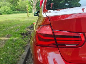 BMW 3 Series 1.5 318i Sport Euro 6 (s/s) 4dr