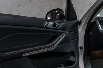 BMW X5 3.0 40d MHT xLine Auto xDrive Euro 6 (s/s) 5dr