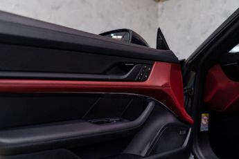 Porsche Taycan Performance Plus 93.4kWh 4 Cross Turismo Auto 4WD 5dr (11kW Char