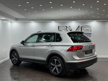 Volkswagen Tiguan 2.0 TDI SE Navigation DSG Euro 6 (s/s) 5dr