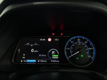 Nissan Leaf 39kWh N-Connecta Auto 5dr