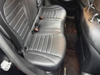 Mercedes-Benz GLC 2.0 GLC300d AMG Line (Premium) Coupe G-Tronic+ 4MATIC Euro 6 (s/