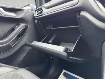 Ford Fiesta 1.0T EcoBoost MHEV Titanium Vignale DCT Euro 6 (s/s) 5dr