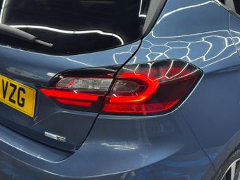 Ford Fiesta 1.0T EcoBoost MHEV Titanium Vignale DCT Euro 6 (s/s) 5dr