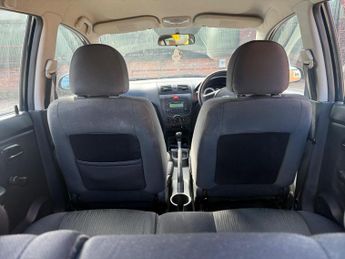 Kia Picanto 1.1 Strike 5dr