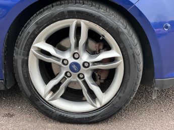 Ford Focus 1.0T EcoBoost Titanium X Hatchback 5dr Petrol Manual Euro 5 (s/s