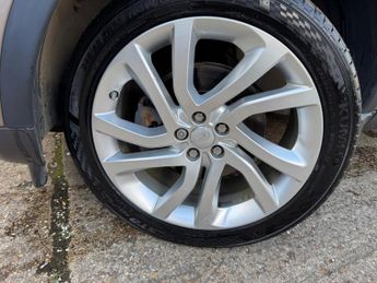 Land Rover Discovery Sport 2.0 TD4 HSE Auto 4WD Euro 6 (s/s) 5dr