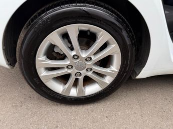 Kia Ceed 1.6 CRDi 2 Auto Euro 5 5dr