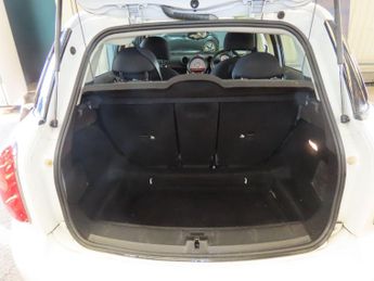 MINI Countryman 1.6 Cooper Euro 5 (s/s) 5dr