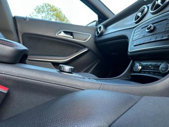 Mercedes-Benz CLA 2.1 CLA220 CDI AMG Sport Coupe 7G-DCT Euro 6 (s/s) 4dr