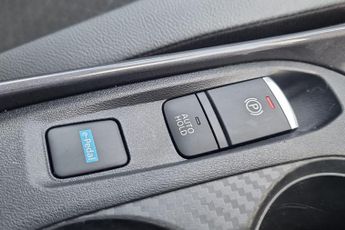 Nissan Juke 1.6 Hybrid N-Connecta 5dr Auto