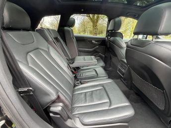Audi Q7 3.0 TDI V6 50 Black Edition Tiptronic quattro Euro 6 (s/s) 5dr