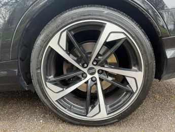 Audi Q7 3.0 TDI V6 50 Black Edition Tiptronic quattro Euro 6 (s/s) 5dr