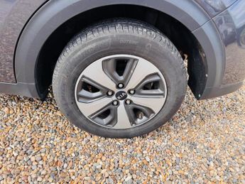 Kia Niro 1.6 GDi 8.9kWh 3 DCT Euro 6 (s/s) 5dr